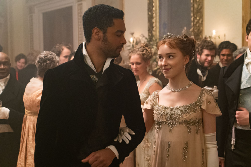 Foto: Regé-Jean Page & Phoebe Dynevor, Bridgerton - Copyright: 2020 Netflix, Inc.; Liam Daniel/Netflix