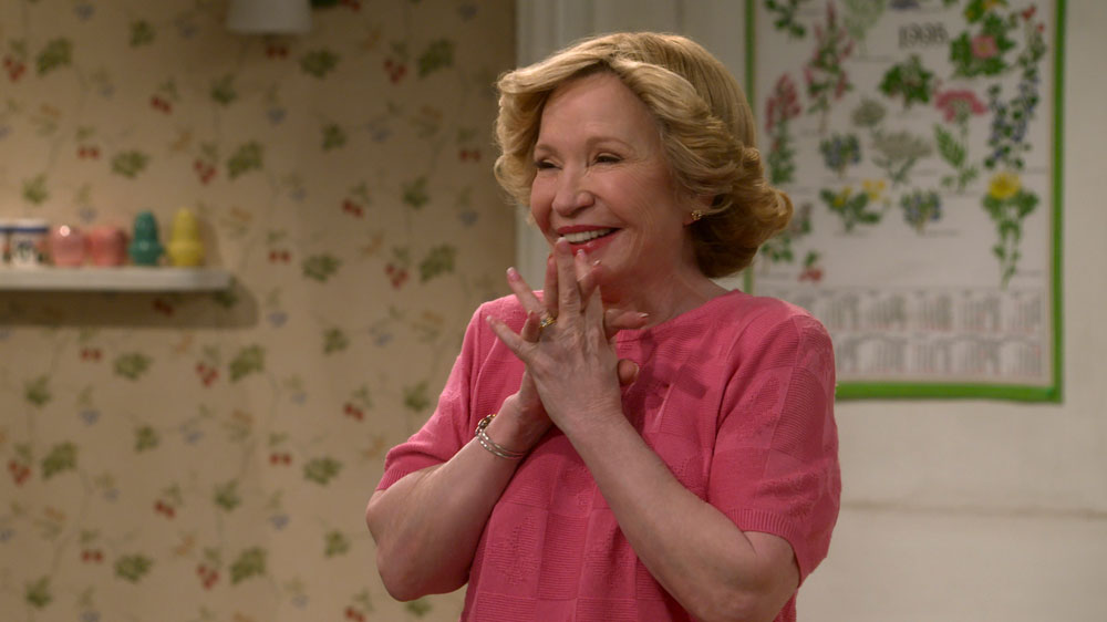 Foto: Debra Jo Rupp, Die wilden Neunziger! - Copyright: 2022 Netflix, Inc.; Courtesy of Netflix