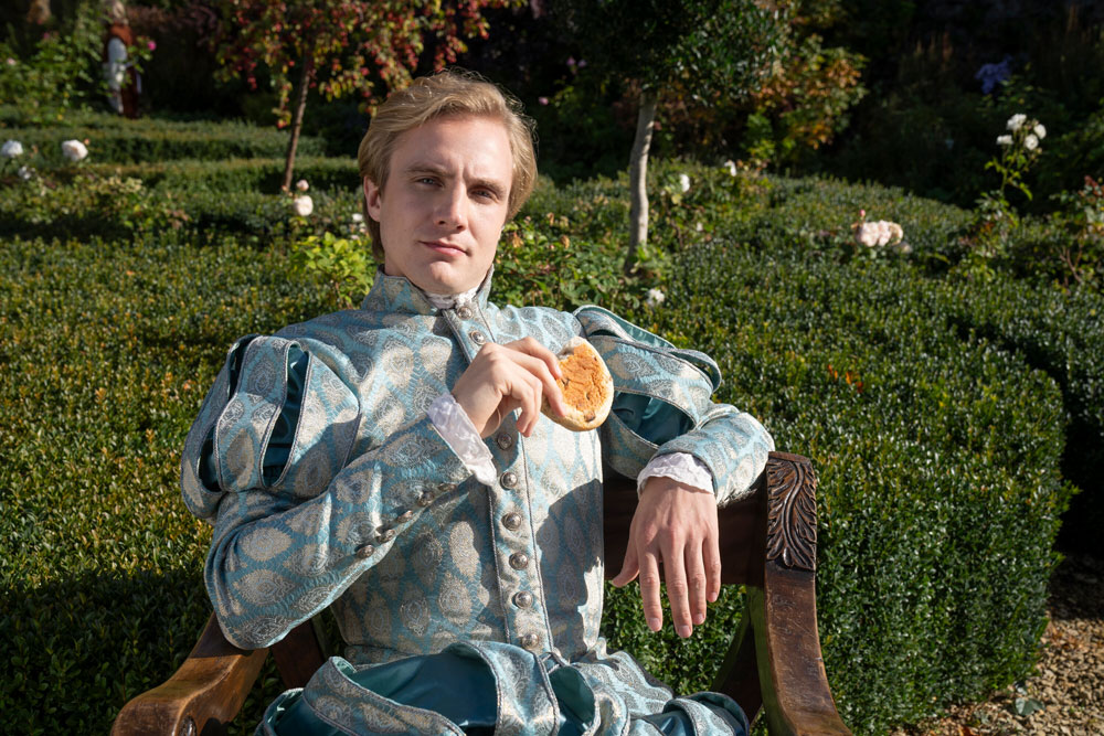 Foto: Henry Ashton, My Lady Jane - Copyright: Amazon Content Services LLC; Jonathan Prime/Prime Video