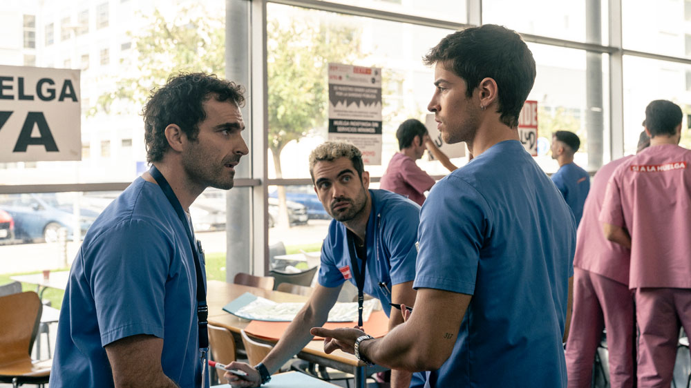 Foto: Borja Luna, Xoa&#768;n Fo&#769;rneas & Manu Ri&#769;os, Atemlos - Copyright: 2023 Netflix, Inc.; Carla Oset/Netflix