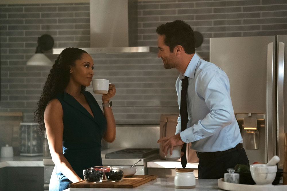 Foto: Yaya DaCosta & Manuel Garcia-Rulfo, The Lincoln Lawyer - Copyright: 2024 Netflix, Inc.; Lara Solanki/Netflix