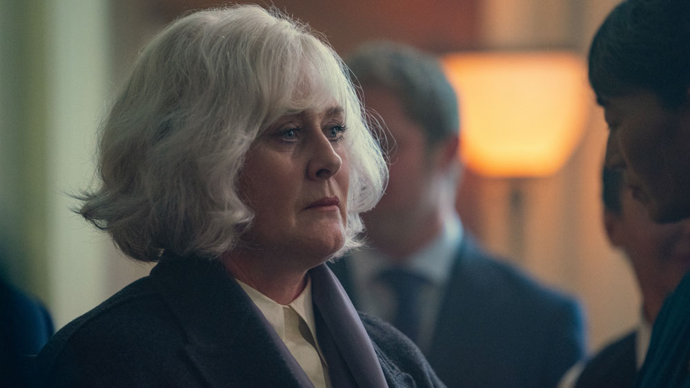 Foto: Sarah Lancashire, Black Doves - Copyright: 2023 Netflix, Inc.; Stefania Rosini/Netflix