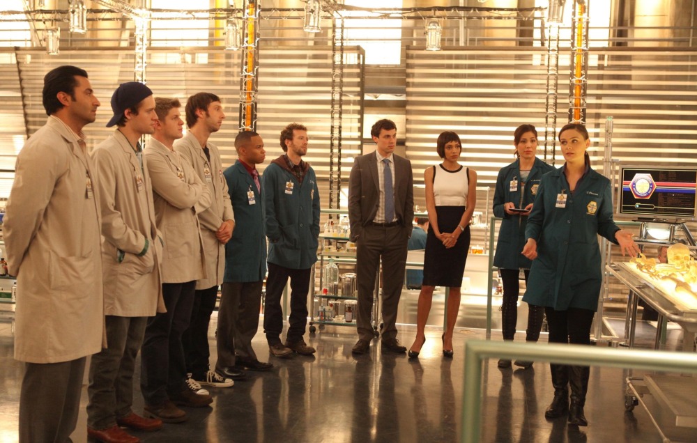 Bones - Die Knochenjägerin - Copyright: 2012 Fox Broadcasting Co.; Patrick McElhenney/FOX Foto: Bones - Die Knochenjägerin - Copyright: 2012 Fox Broadcasting Co.; Patrick McElhenney/FOX