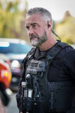 Foto: Jay Harrington, S.W.A.T. - Copyright: 2024 Sony Pictures Entertainment. All Rights Reserved.
