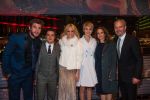 Foto: Liam Hemsworth, Josh Hutcherson, Elizabeth Banks, Jennifer Lawrence, Nina Jacobson & Francis Lawrence, , "Die Tribute von Panem: Catching Fire"-Deutschlandpremiere am 12.11.2013 in Berlin - Copyright: 2013 STUDIOCANAL GmbH