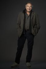 Foto: Judd Hirsch, Forever - Copyright: Warner Bros. Entertainment Inc.