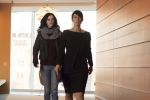 Foto: Krysten Ritter & Carrie-Anne Moss, Marvel's Jessica Jones  - Copyright: Myles Aronowitz/Netflix