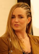 Foto: Caity Lotz, Justice Squad Convention - Copyright: myFanbase/Nicole Oebel
