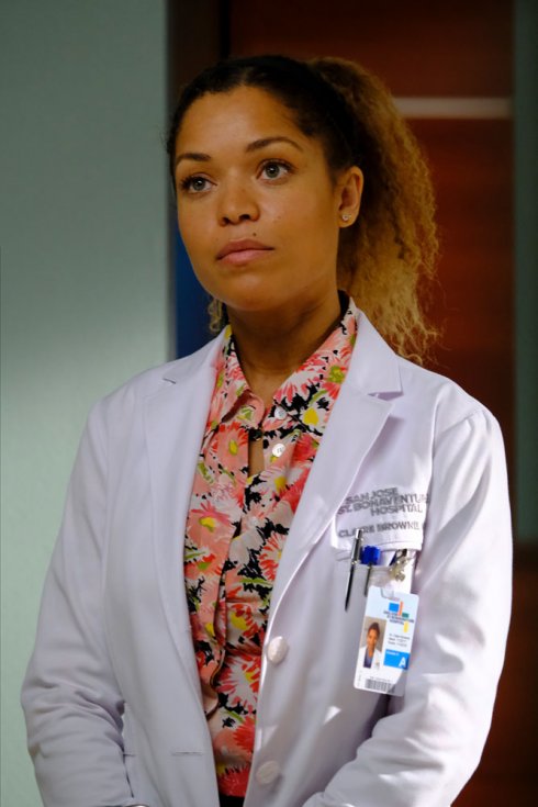 Foto: Antonia Thomas, The Good Doctor (© 2020, 2021 Sony Pictures Television Inc. and Disney Enterprises, Inc. All Rights Reserved.; 2021 American Broadcasting Companies, Inc. All rights reserved.; Jeff Weddell/ABC/Sony Pictures Television)