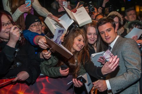 Foto: Josh Hutcherson, "Die Tribute von Panem: Catching Fire"-Deutschlandpremiere am 12.11.2013 in Berlin (© 2013 STUDIOCANAL GmbH)