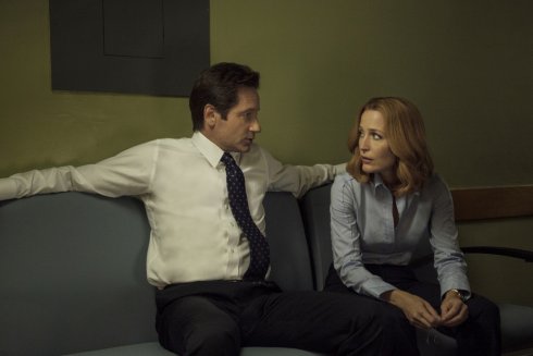 Foto: David Duchovny & Gillian Anderson, Akte X (© 2016 Fox Broadcasting Co.; Ed Araquel/FOX)