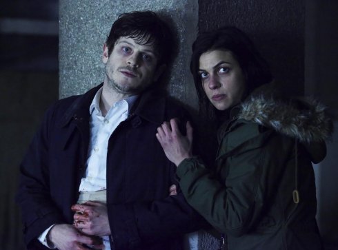 Foto: Iwan Rheon & Natalia Tena, Residue (© polyband)